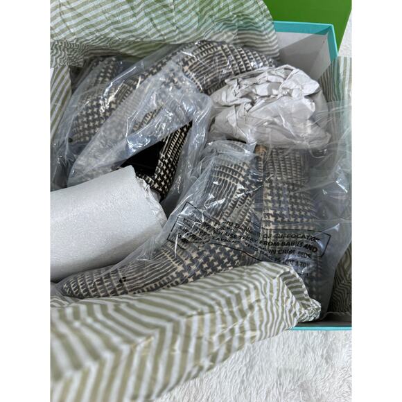 Kate Spade Holly Boots S7351004 Goat ext Sheep leather lining 2.75" Heel  NWB - Picture 8 of 10